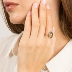 BAGUE ALMA QUARTZ OLIVE ET DIAMANTS OR JAUNE