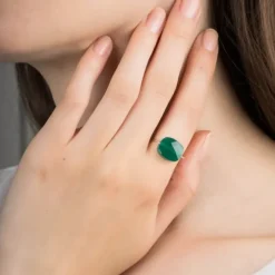 BAGUE OR BLANC COUSSIN AGATE VERTE