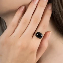 BAGUE OR BLANC COUSSIN ONYX