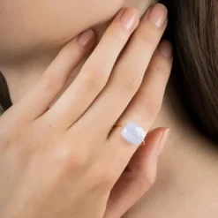 BAGUE OR JAUNE COUSSIN AGATE BLEUE DENTELLE