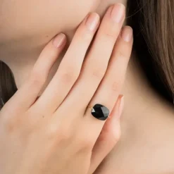 BAGUE OR JAUNE COUSSIN ONYX