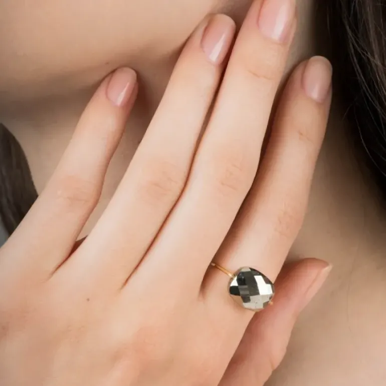 BAGUE OR JAUNE PYRITE COUSSIN