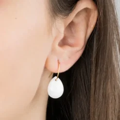 BOUCLE D'OREILLE ALMA OR JAUNE ET AGATE BLANCHE