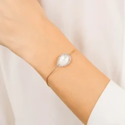 BRACELET ALMA NACRE BLANCHE ET DIAMANTS OR JAUNE