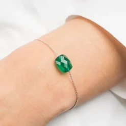 BRACELET OR BLANC COUSSIN AGATE VERTE