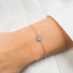 BRACELET OR BLANC TRÈFLE SERTIS DIAMANTS