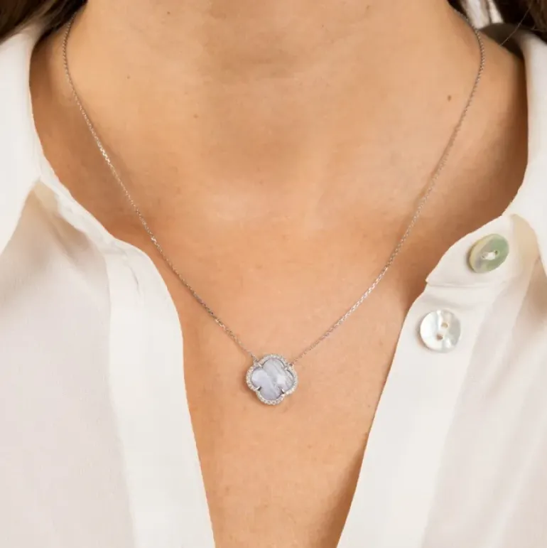COLLIER VICTORIA DIAMANTS AGATE BLEUE DENTELLE + DIAMANTS OR BLANC