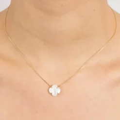 COLLIER VICTORIA NACRE BLANCHE OR JAUNE